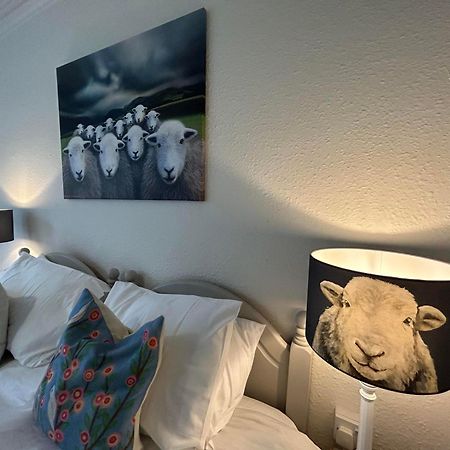 Archway Guest House วินเดอร์เมียร์ ห้อง รูปภาพ